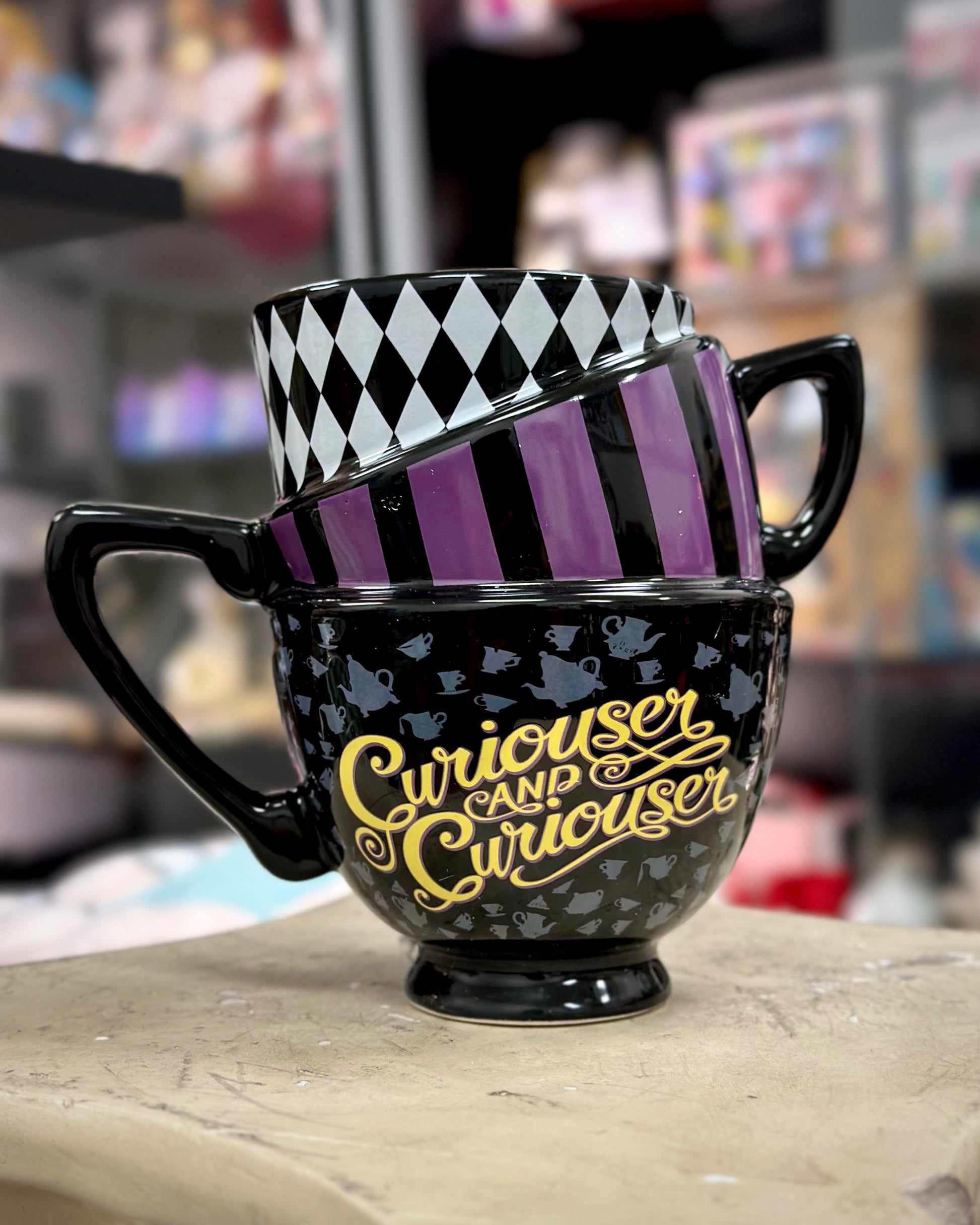 Disney Mug - Alice in Wonderland Color-Changing Mug